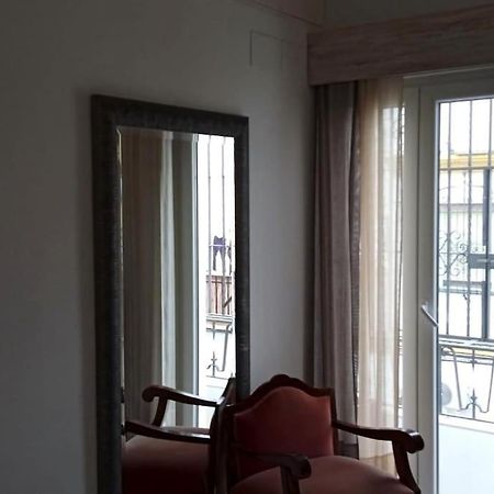 El Patio De Nervion. Appartement Sevilla Buitenkant foto